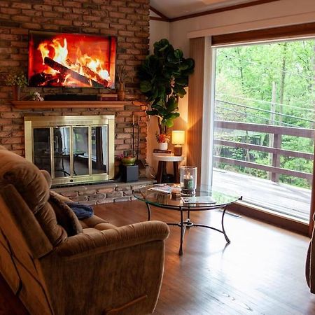 Modern Cabin With Hot Tub Grill Lake Beach Wineries Hiking Fishing And Hershey Park Family And Pet Friendly Superhosts On Ab&B Mount Gretna Exterior foto