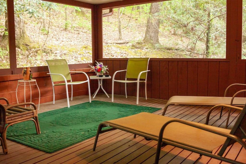 Modern Cabin With Hot Tub Grill Lake Beach Wineries Hiking Fishing And Hershey Park Family And Pet Friendly Superhosts On Ab&B Mount Gretna Exterior foto