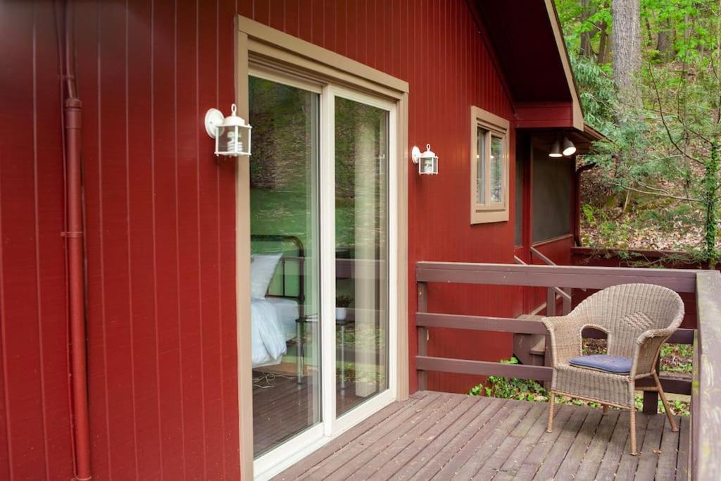 Modern Cabin With Hot Tub Grill Lake Beach Wineries Hiking Fishing And Hershey Park Family And Pet Friendly Superhosts On Ab&B Mount Gretna Exterior foto