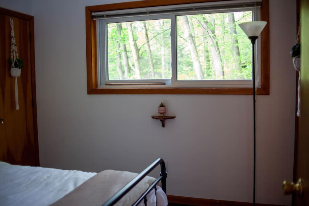 Modern Cabin With Hot Tub Grill Lake Beach Wineries Hiking Fishing And Hershey Park Family And Pet Friendly Superhosts On Ab&B Mount Gretna Exterior foto