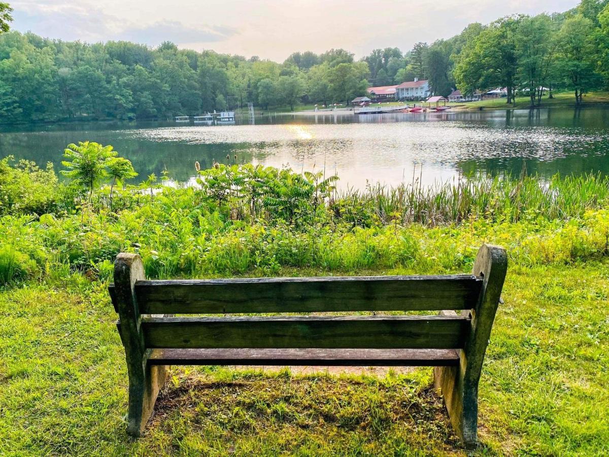 Modern Cabin With Hot Tub Grill Lake Beach Wineries Hiking Fishing And Hershey Park Family And Pet Friendly Superhosts On Ab&B Mount Gretna Exterior foto